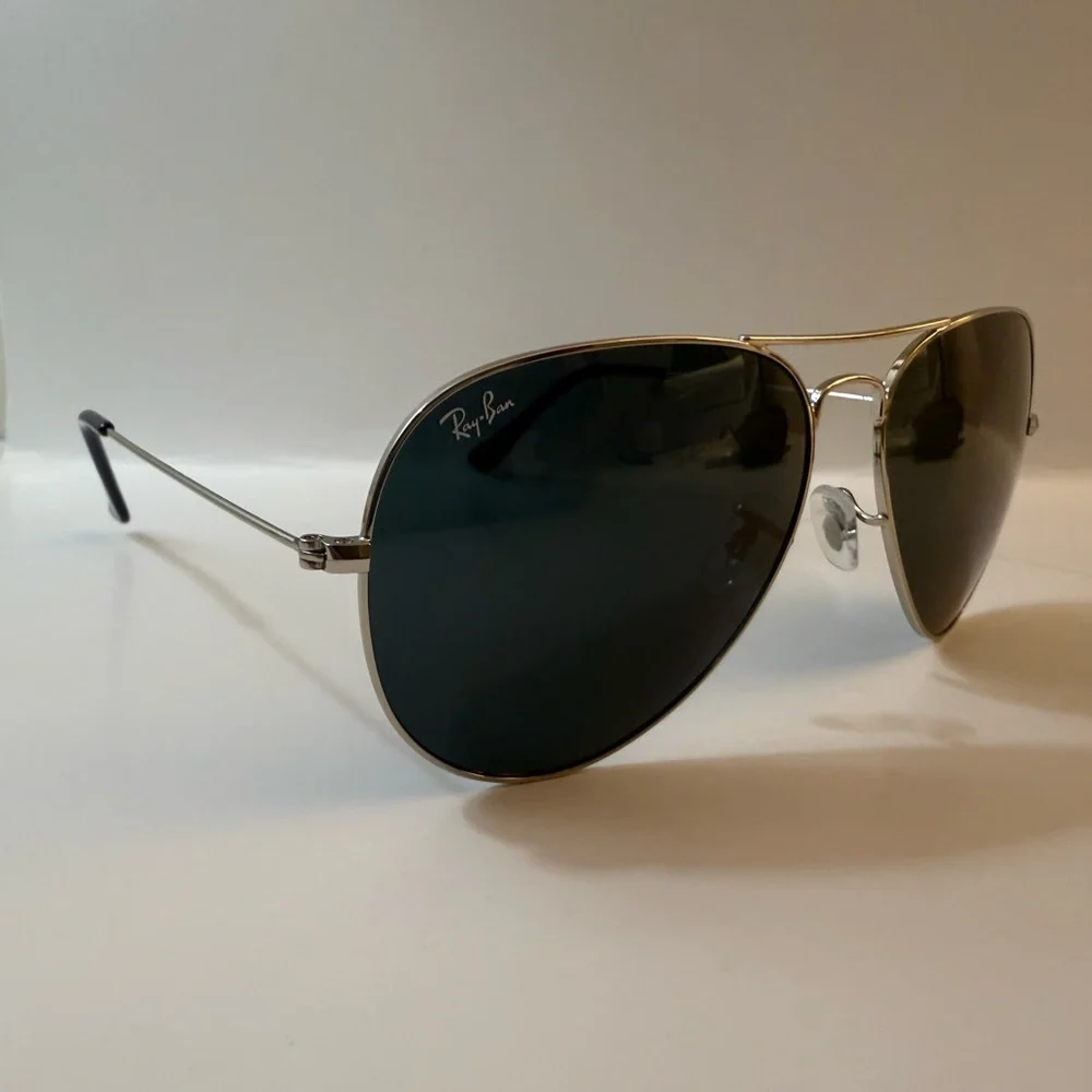 Ray-Ban Aviator Sunglasses RB3062 62mm. Silver Frame Unisex